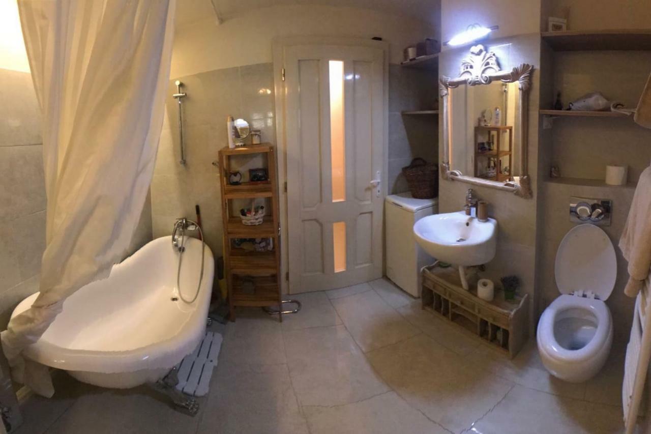 Apartment Vintige Cluj-Napoca Ngoại thất bức ảnh